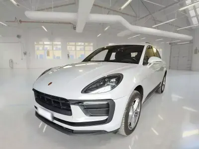 Usata Porsche Macan 265 CV (194 kW) 2023 Bianco SUV
