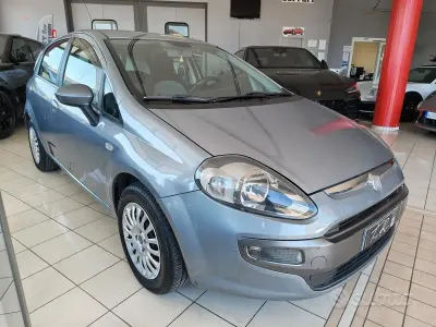 Usata Fiat Punto Evo 90 CV (66 kW) 2010 Grigio Utilitaria