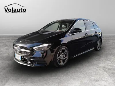 Usata Mercedes B180 Advanced Plus 136 CV (100 kW) 2023 Nero Utilitaria