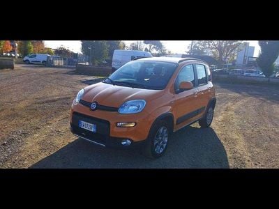 Usata Fiat Panda Trekking 75 CV (55 kW) 2014 Arancio Berlina
