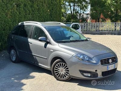 Usata Fiat Croma 150 CV (110 kW) 2009 Grigio Station wagon
