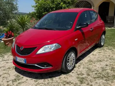 Usata Lancia Ypsilon