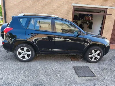 Usata Toyota RAV4 Plus 177 CV (130 kW) 2007 SUV