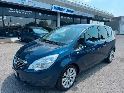 Usata Opel Meriva Cosmo 120 CV (88 kW) 2011 Blu/azzurro Monovolume