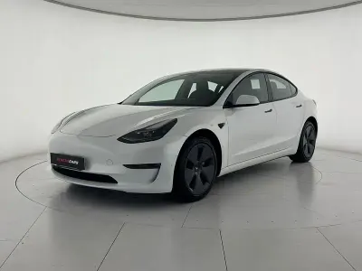 Usata Tesla Model 3 366 kW (498 CV) 2021 Bianco Berlina