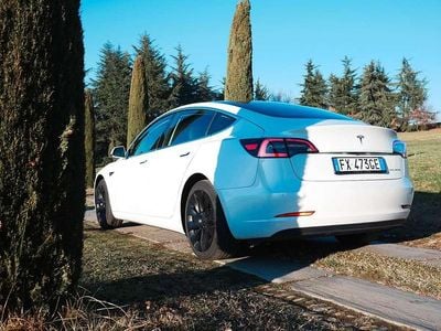 Usata 2019 Tesla Model 3 Berlina | 27.500 € (Buon prezzo)
