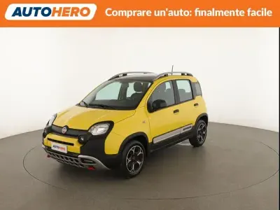 Usata Fiat Panda Cross Cross 70 CV (51 kW) 2021 Giallo Utilitaria