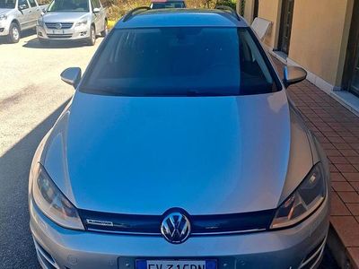 Argento Usata 2015 VW Golf Comfortline Station wagon | 7900 € (Buon prezzo)