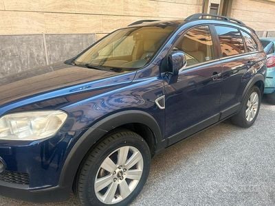 Usata Chevrolet Captiva 2007 Blu SUV