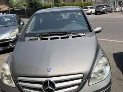 Usata Mercedes B180