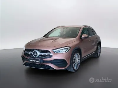 Usata Mercedes GLA200 Premium 150 CV (110 kW) 2023 Ros gold met. SUV
