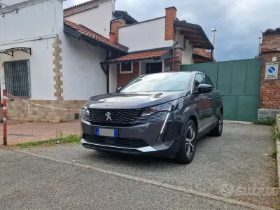 Usata Peugeot 3008 131 CV (96 kW) 2022 Grigio SUV