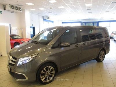 Usata Mercedes V300 239 CV (175 kW) 2020 Gray Monovolume