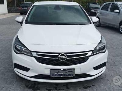 Usata Opel Astra 110 CV (80 kW) 2018 Bianco Berlina
