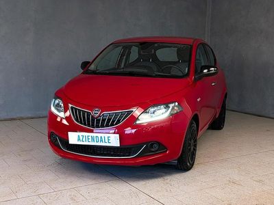 Usata Lancia Ypsilon Silver 70 CV (51 kW) 2022 Rosso Utilitaria