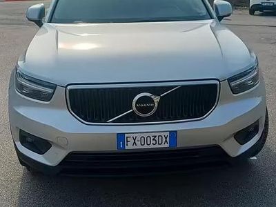 Usata Volvo XC40 150 CV (110 kW) 2019 Grigio SUV