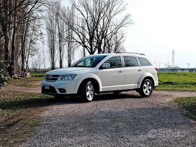 Usata Fiat Freemont 140 CV (102 kW) 2012 Bianco SUV