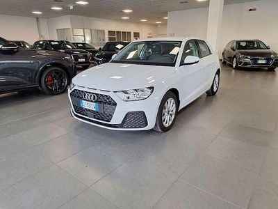 Nuova Audi A1 Sportback Business 116 CV (85 kW) 2025 Bianco ghiaccio metallizzato Utilitaria