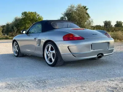 Usata Porsche Boxster 220 CV (161 kW) 2000 Grigio Cabrio