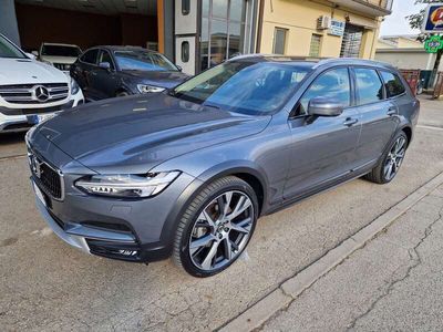 usata Volvo V90 CC 2.0 d4 Pro awd geartronic