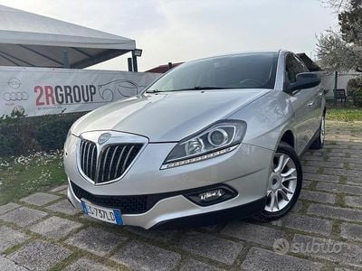 Usata Lancia Delta 120 CV (88 kW) 2011 Grigio Utilitaria