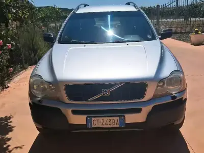 Usata Volvo XC90 163 CV (119 kW) 2005 Grigio SUV