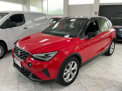 Begagnad Seat Arona FR 110 HK (80 kW) 2022 Röd SUV