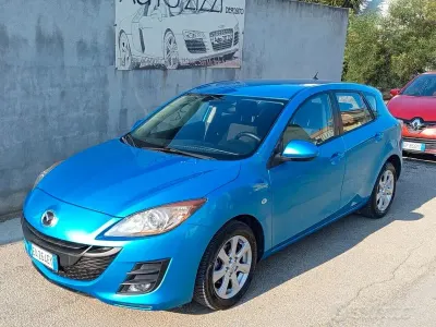 Usata Mazda 3 109 CV (80 kW) 2010 Blu Berlina