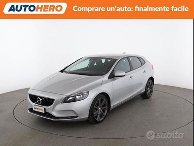 Usata Volvo V40 Business Edition 119 CV (87 kW) 2018 Grigio Berlina