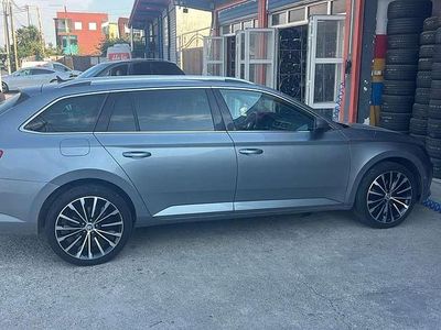 Usata Skoda Superb LAURIN & KLEMENT 190 CV (139 kW) 2017 Station wagon