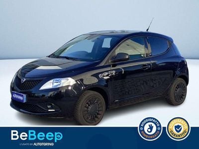 Begagnad Lancia Ypsilon S 69 HK (50 kW) 2019 Svart Halvkombi