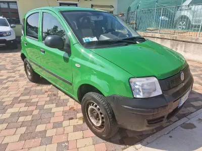Usata Fiat Panda 4x4 Active 75 CV (55 kW) 2011 Verde Utilitaria