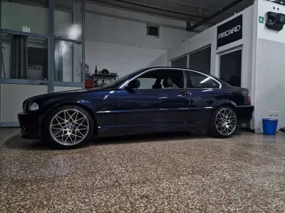 Begagnad BMW 330 M Sport 231 HK (169 kW) 2001 Sportkupé