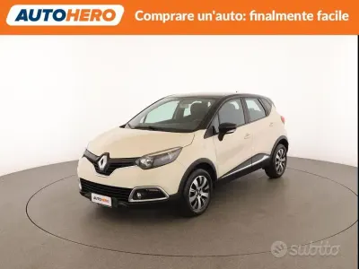 Usata Renault Captur 90 CV (66 kW) 2016 SUV