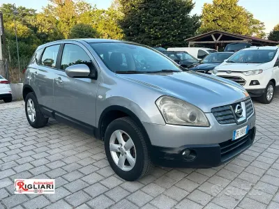 Gebraucht Nissan Qashqai Visia 106 PS (77 kW) 2008 Grau SUV