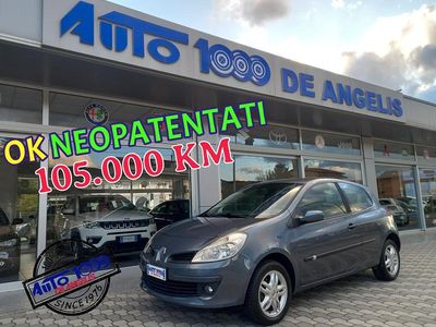 Usata Renault Clio II Dynamique 75 CV (55 kW) 2006 Grigio Berlina