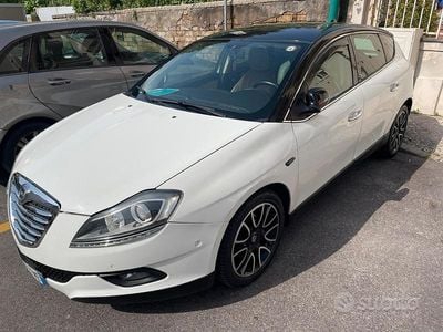 Usata Lancia Delta 105 CV (77 kW) 2013 Bianco Utilitaria