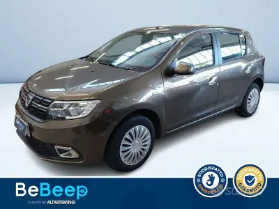 Usata Dacia Sandero Comfort 75 CV (55 kW) 2019 Marrone metallizzato Berlina
