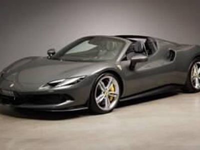 Usata Ferrari 296 830 CV (610 kW) 2024 Grigio Cabrio