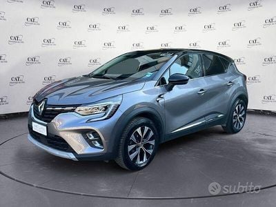 Usata Renault Captur Techno 90 CV (66 kW) 2024 Grigio SUV