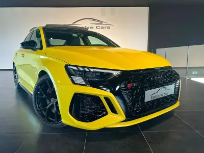 Usata Audi RS3 Ambiente 400 CV (294 kW) 2022 Giallo pitone met. Berlina