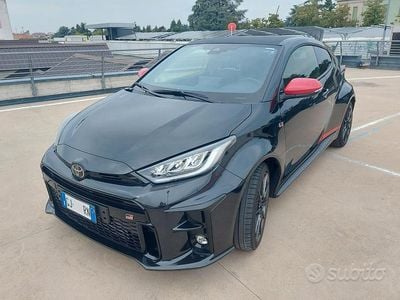 Usata Toyota Yaris 261 CV (191 kW) 2021 Nero Utilitaria