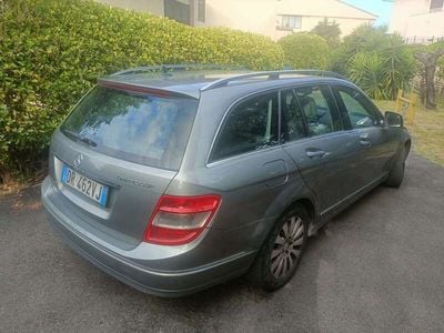 Mercedes C200