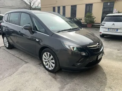 Usata Opel Zafira Tourer 131 CV (96 kW) 2013 Other Monovolume