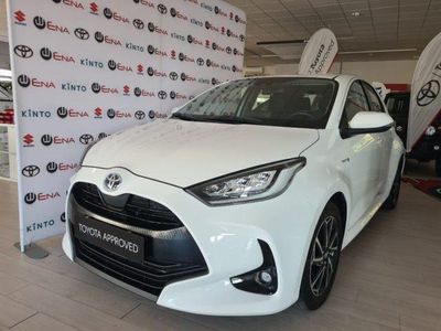 Usata Toyota Yaris Hybrid Trend 116 CV (85 kW) 2021 Bianco Berlina