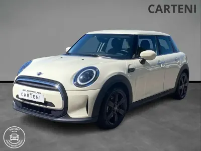 Usata Mini Cooper Business 136 CV (100 kW) 2021 Pepper white pastello Utilitaria
