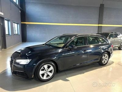 Usata Audi A4 Business 150 CV (110 kW) 2017 Blu Station wagon