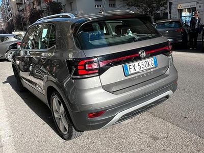 Usata VW T-Cross Advance 116 CV (85 kW) 2019 Grigio SUV
