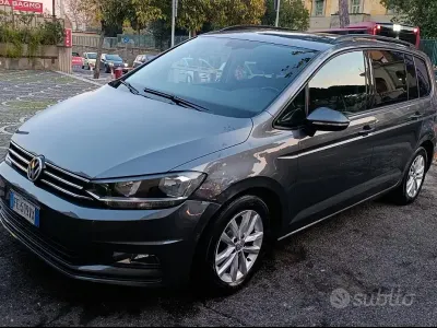 Usata VW Touran 102 CV (75 kW) 2018 Grigio Monovolume