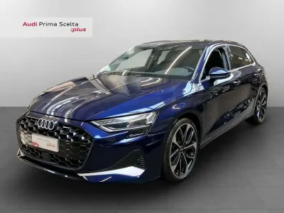 Usata Audi A3 S-Line 150 CV (110 kW) 2024 Blu navarra metallizzato Berlina